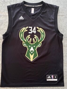 Giannis Antetokounmpo Milwaukee Bucks #34 Basketball Jersey, Adidas, Medium